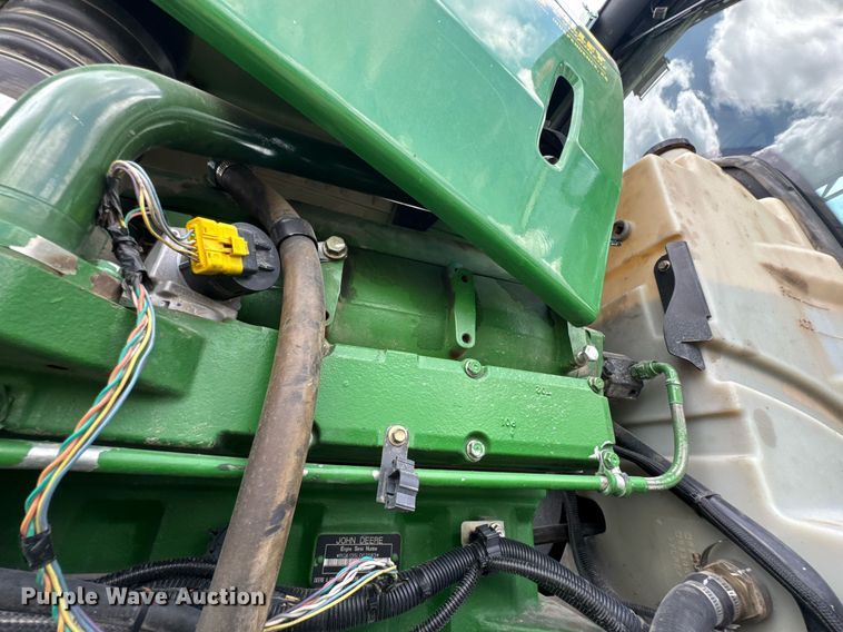 image for item DU9313 2008 John Deere 9330 4WD tractor