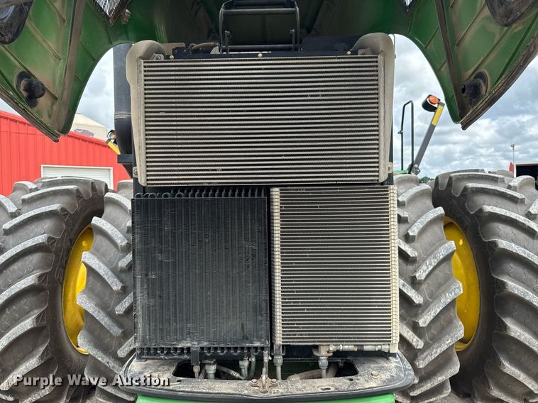 image for item DU9313 2008 John Deere 9330 4WD tractor