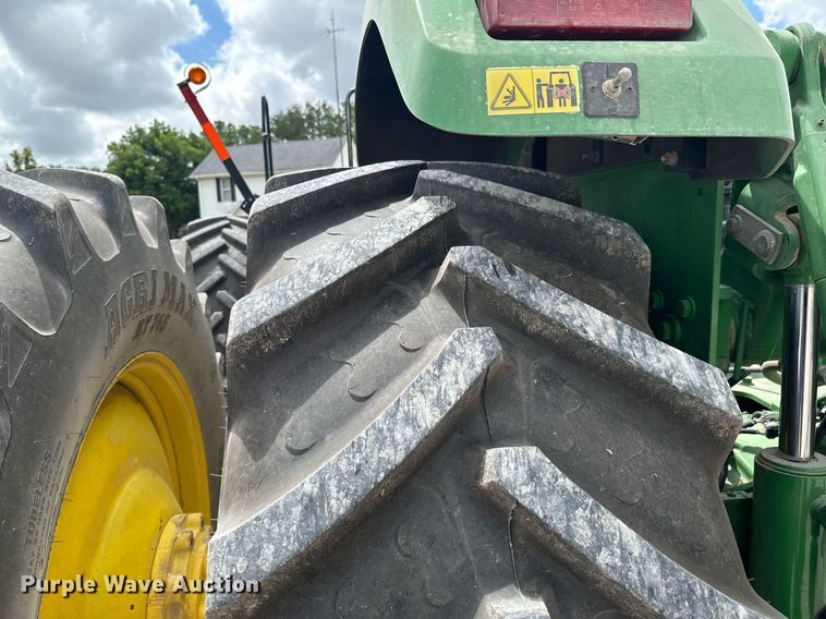 image for item DU9313 2008 John Deere 9330 4WD tractor