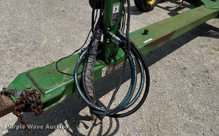 image for item DU9314 John Deere 2210 field cultivator