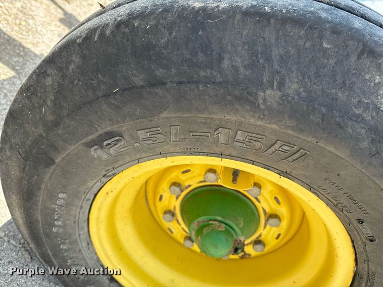 image for item DU9314 John Deere 2210 field cultivator