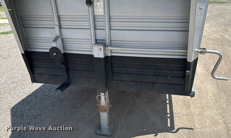 image for item DU9316 2021 Titan livestock trailer