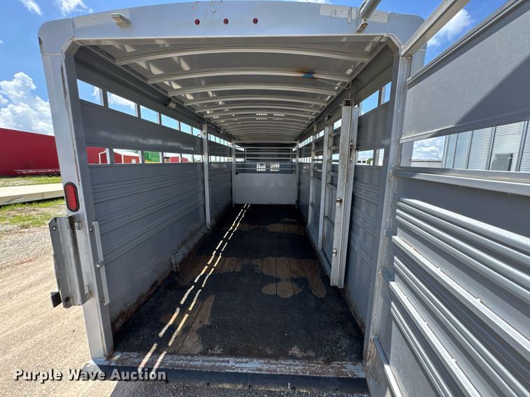 image for item DU9316 2021 Titan livestock trailer