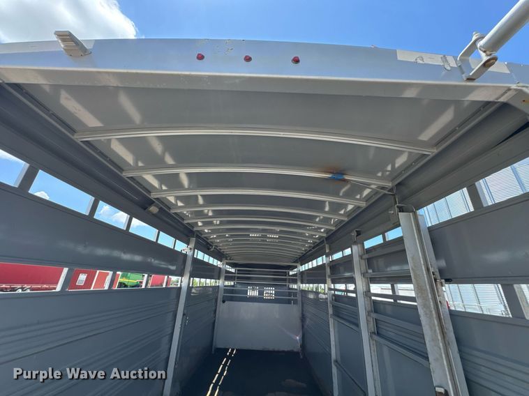 image for item DU9316 2021 Titan livestock trailer