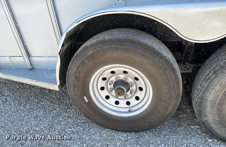 image for item DU9316 2021 Titan livestock trailer