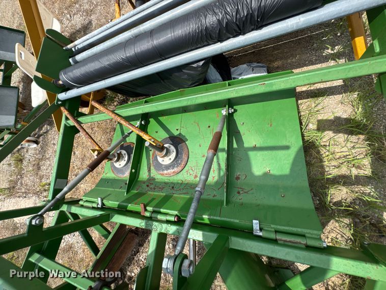 image for item DU9345 Kennco Manufacturing Vegetable Transplant equipment