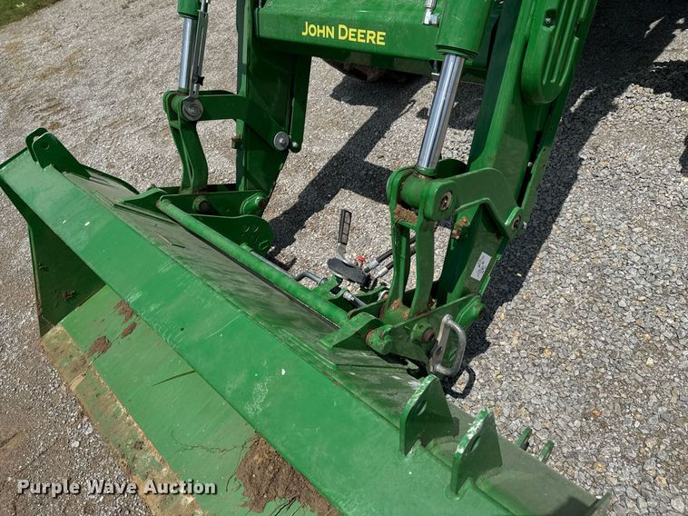 image for item DU9926 2021 John Deere 6130M MFWD tractor