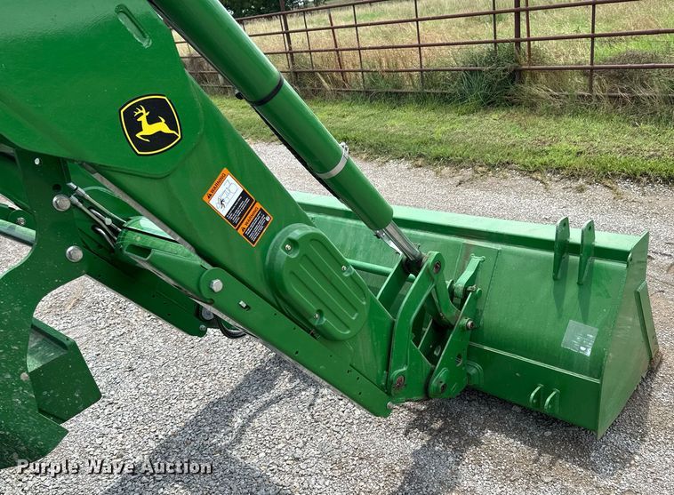 image for item DU9926 2021 John Deere 6130M MFWD tractor
