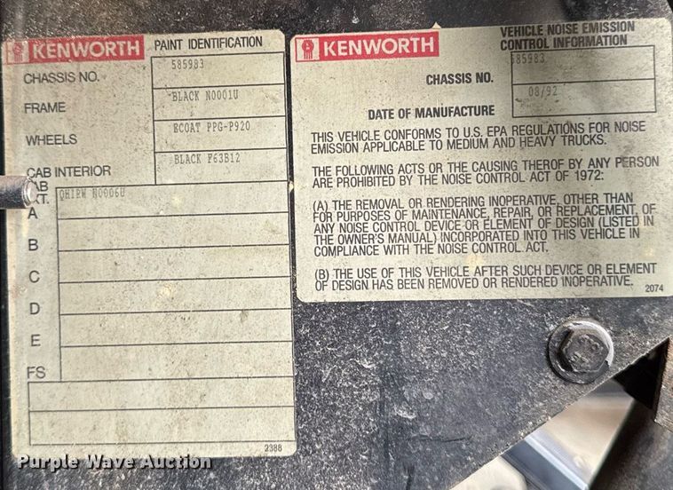 image for item DW2450 1993 Kenworth T600 tank truck