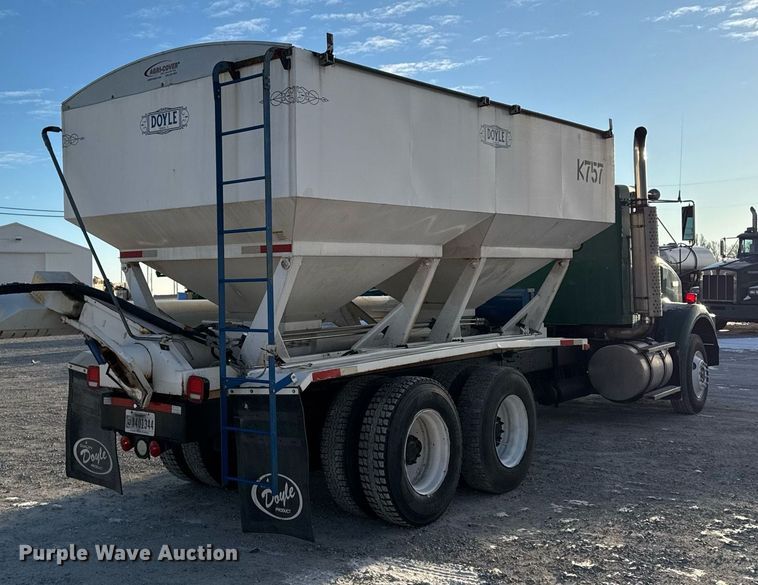 image for item DW2463 1993 Kenworth fertilizer delivery truck