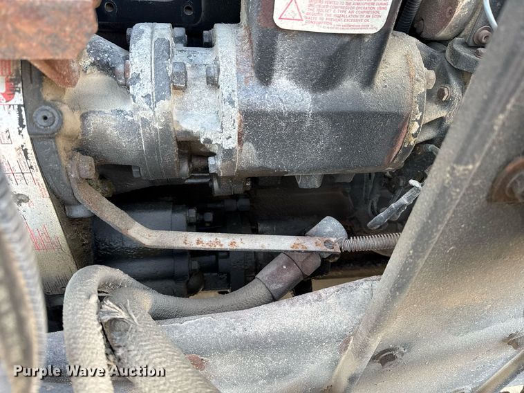 image for item DW2463 1993 Kenworth fertilizer delivery truck