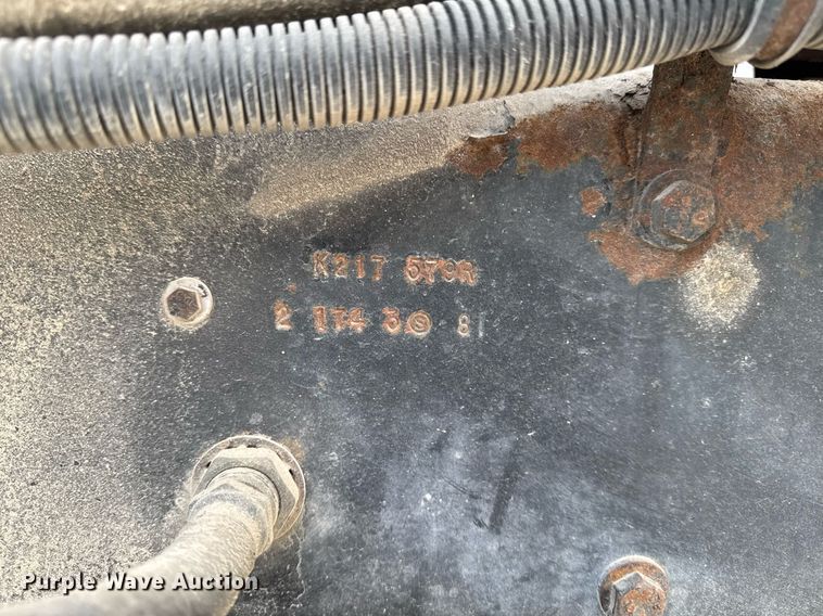 image for item DW2463 1993 Kenworth fertilizer delivery truck