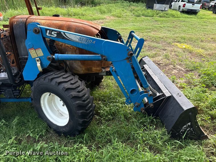 image for item DW5143 2017 LS XR4145H MFWD tractor