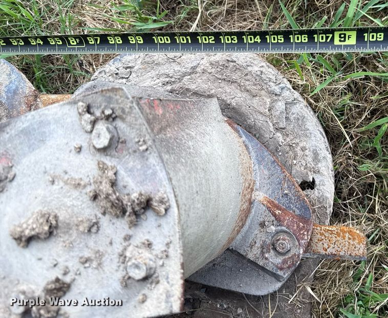 image for item DW5149 Kuhn GMD 700-GII HD disc mower