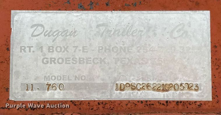 image for item DX5604 2001 Dugan livestock trailer