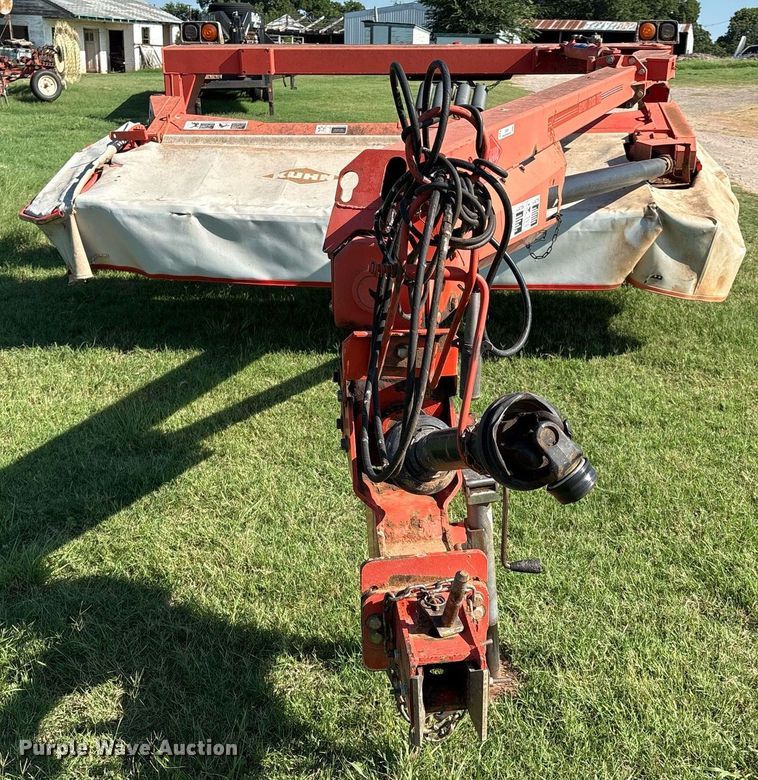 image for item DX8008 Kuhn GMD313TG disc mower