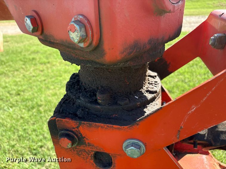 image for item DX8008 Kuhn GMD313TG disc mower