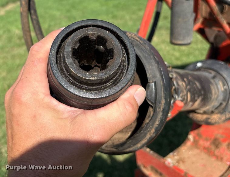 image for item DX8008 Kuhn GMD313TG disc mower