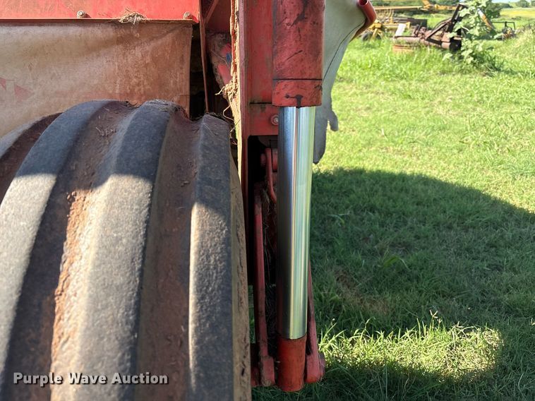 image for item DX8008 Kuhn GMD313TG disc mower