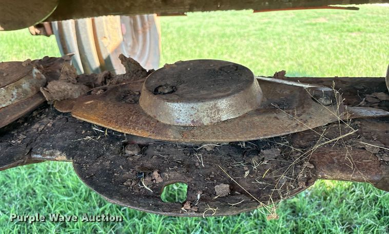 image for item DX8008 Kuhn GMD313TG disc mower