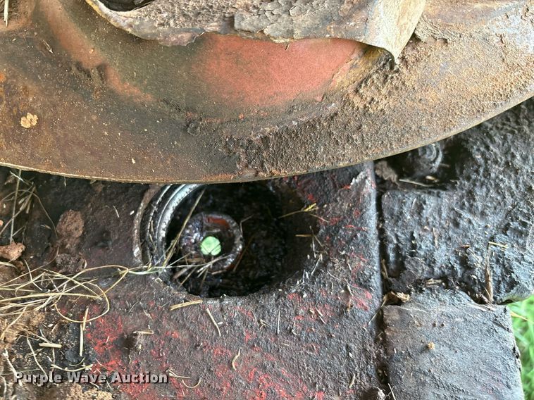 image for item DX8008 Kuhn GMD313TG disc mower