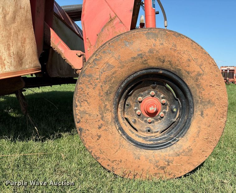 image for item DX8008 Kuhn GMD313TG disc mower