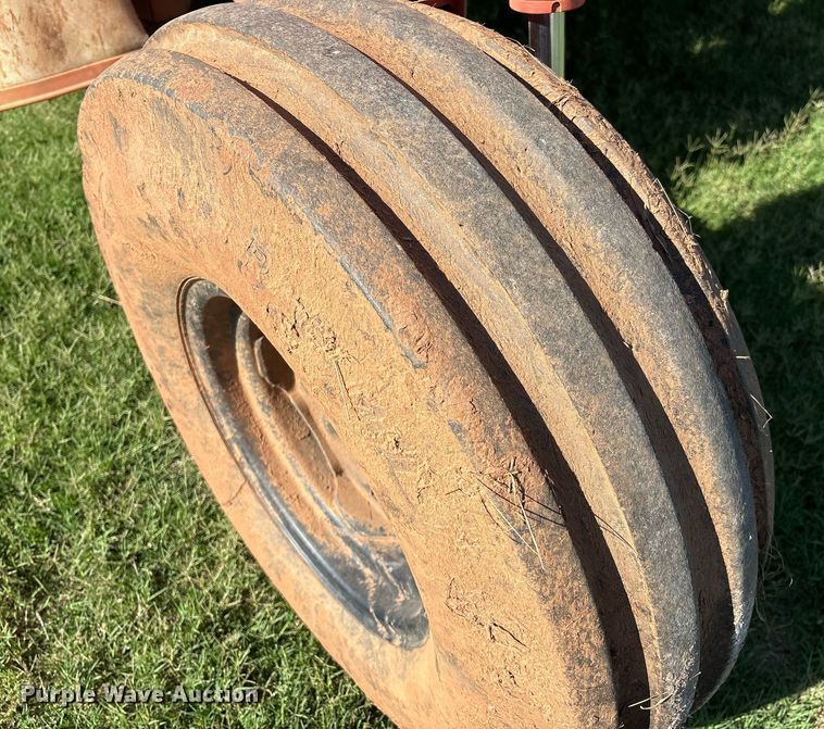 image for item DX8008 Kuhn GMD313TG disc mower