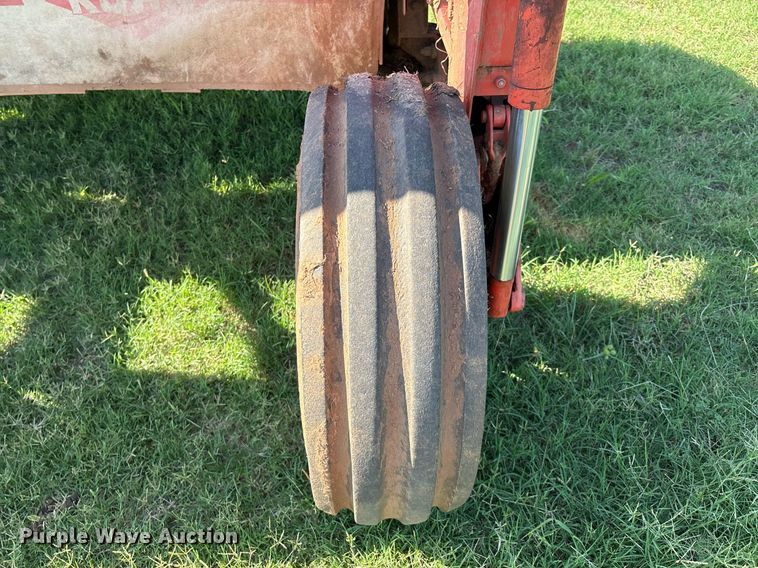 image for item DX8008 Kuhn GMD313TG disc mower