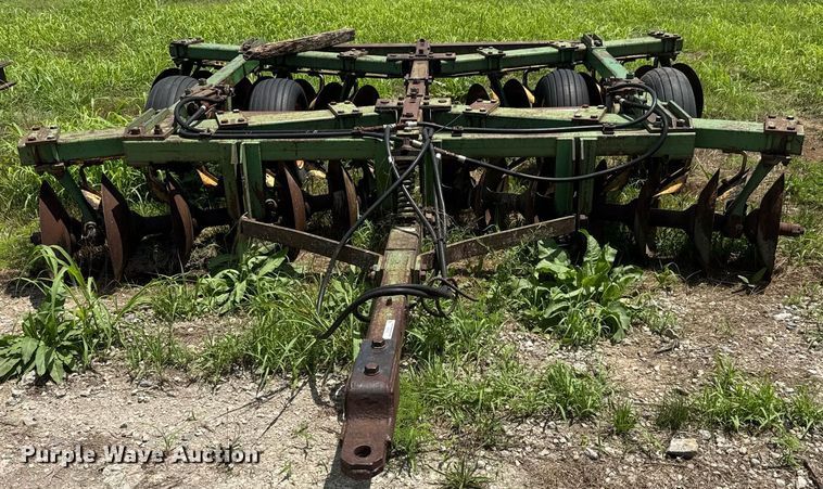 image for item DY0274 John Deere 1630 disk