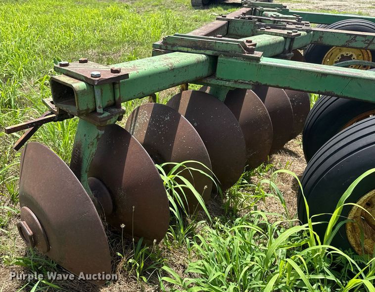image for item DY0274 John Deere 1630 disk