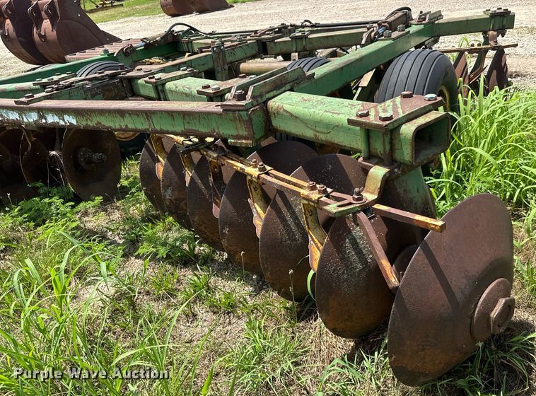 image for item DY0274 John Deere 1630 disk