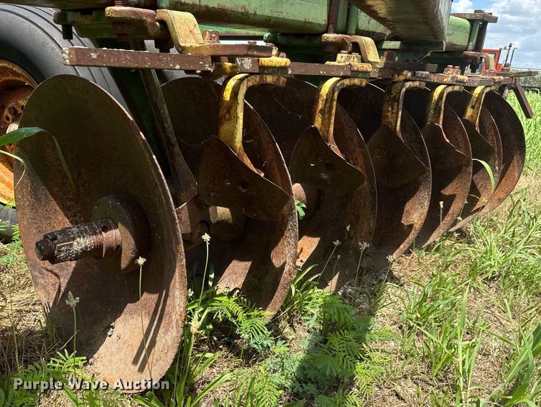 image for item DY0274 John Deere 1630 disk