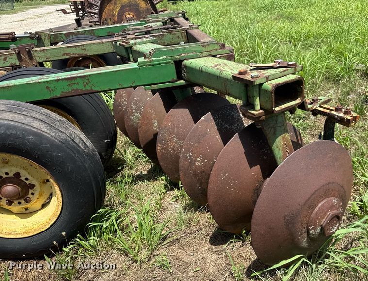 image for item DY0274 John Deere 1630 disk