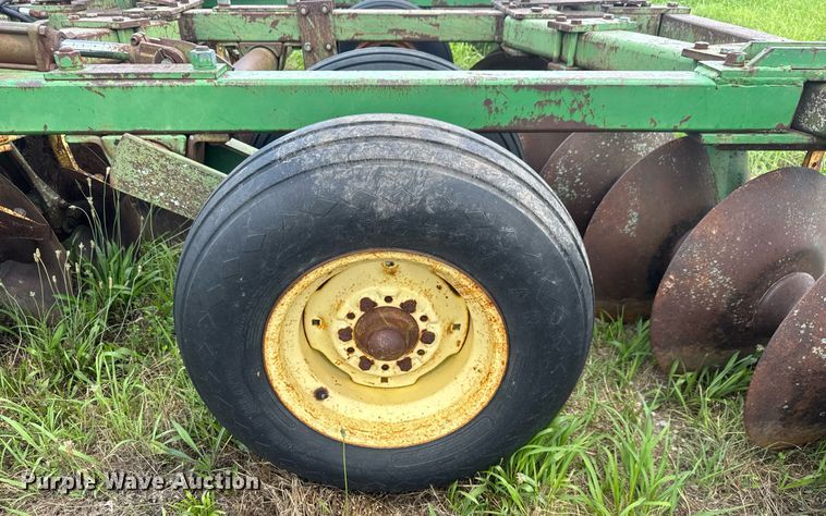 image for item DY0274 John Deere 1630 disk