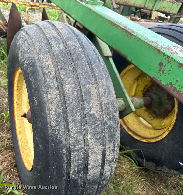 image for item DY0274 John Deere 1630 disk