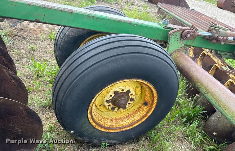 image for item DY0274 John Deere 1630 disk