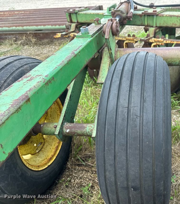 image for item DY0274 John Deere 1630 disk