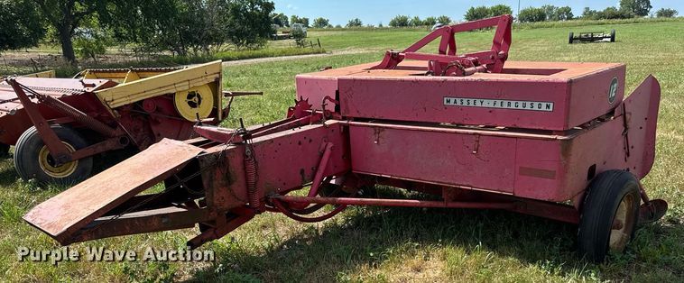image for item DY0300 Massey Ferguson 12 small square baler