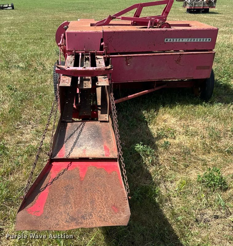 image for item DY0300 Massey Ferguson 12 small square baler