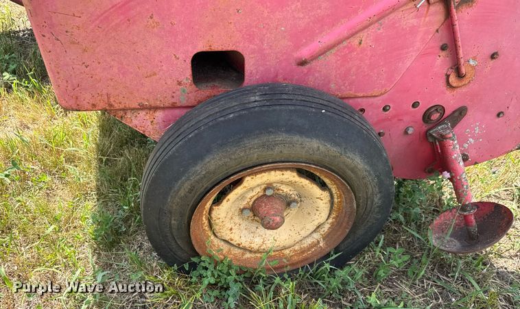 image for item DY0300 Massey Ferguson 12 small square baler
