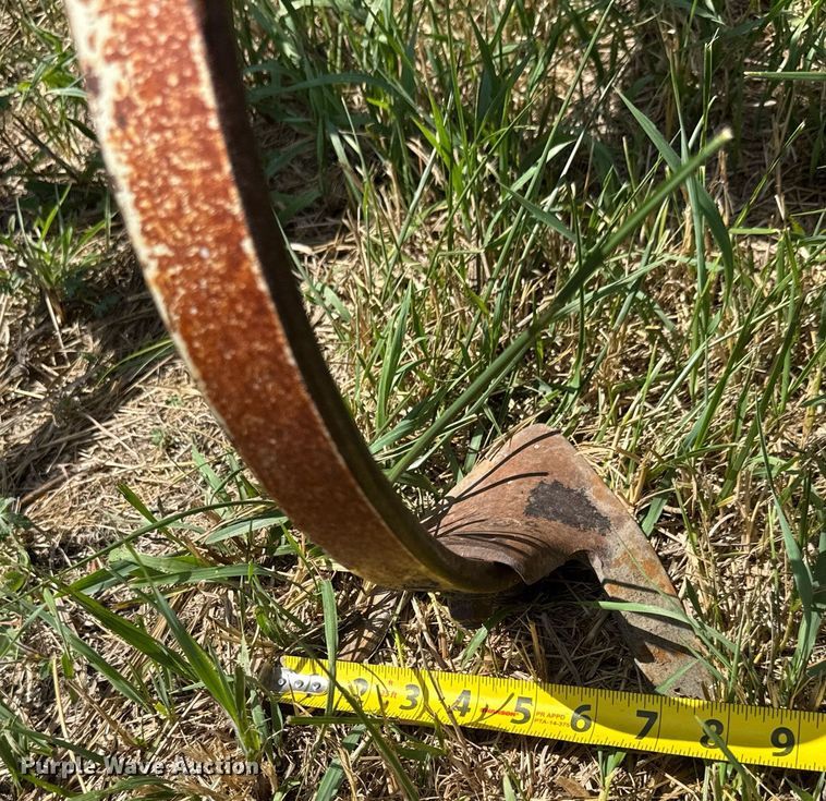 image for item DY0302 International field cultivator