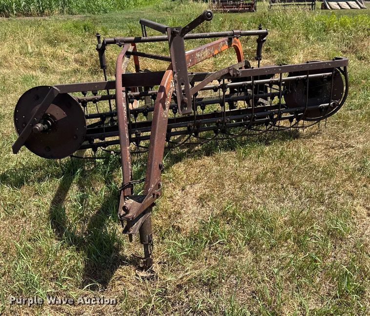image for item DY0303 New Idea 403 Hay rake