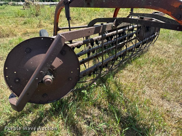 image for item DY0303 New Idea 403 Hay rake