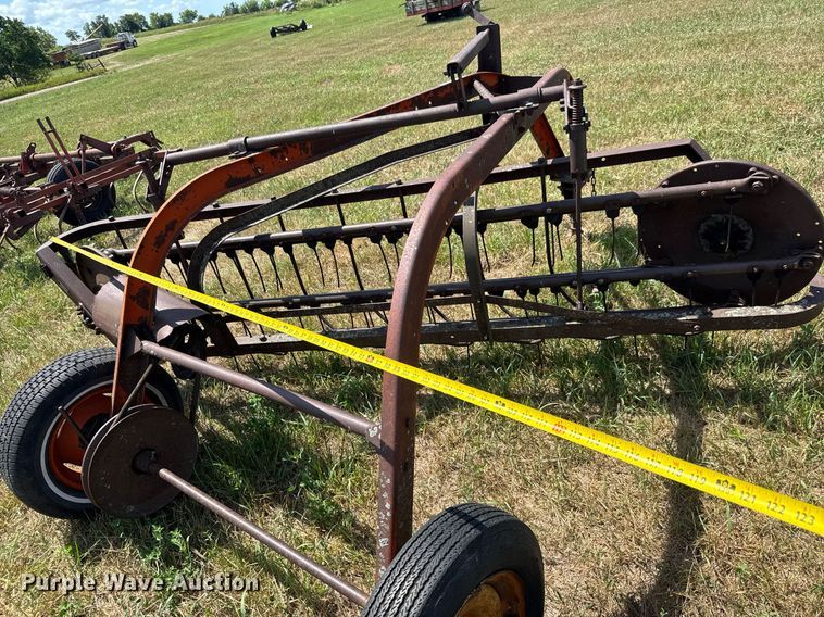 image for item DY0303 New Idea 403 Hay rake