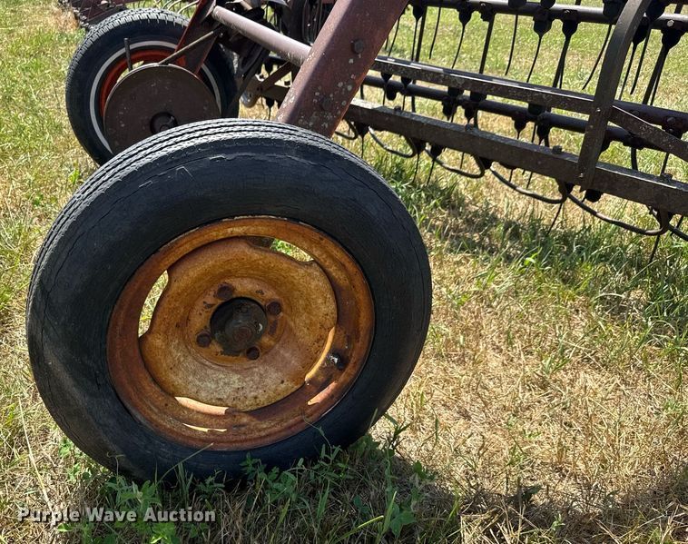 image for item DY0303 New Idea 403 Hay rake