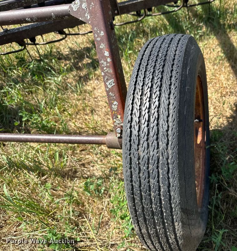 image for item DY0303 New Idea 403 Hay rake