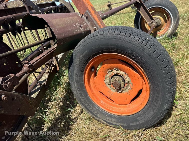 image for item DY0303 New Idea 403 Hay rake