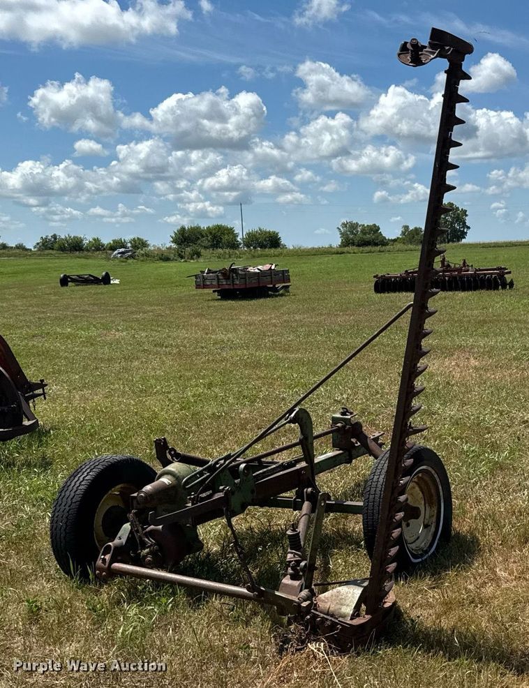 image for item DY0304 John Deere sickle mower