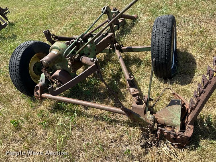 image for item DY0304 John Deere sickle mower