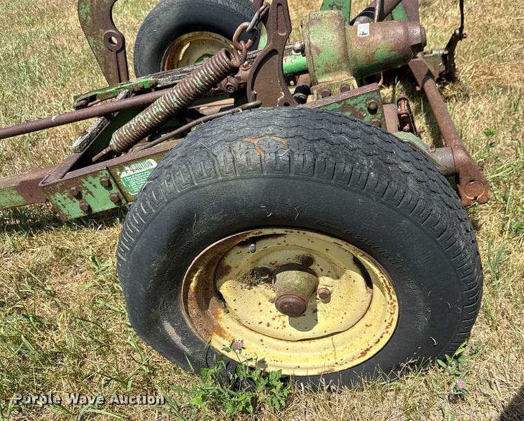 image for item DY0304 John Deere sickle mower